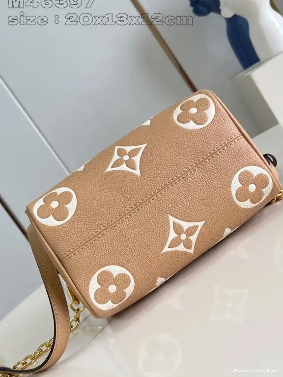 Official oldcobbler LOUIS VUITTON SPEEDY 20 BANDOULIÈRE 0612